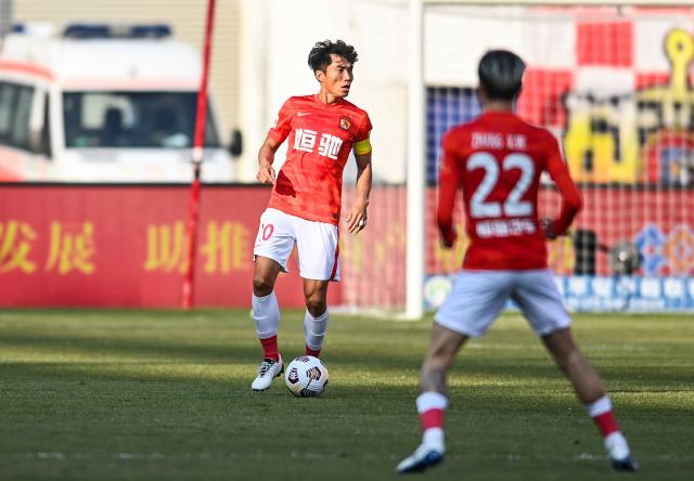 PG模拟器-【2021中超总结之广州】为广州之名 挺过最艰难赛季
